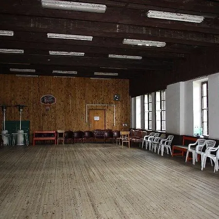 Tvrz Holesice Orlicka Prehrada - Lodge Klucenice