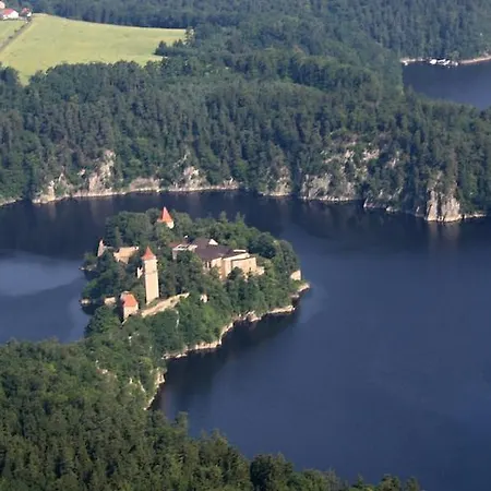 Lodge Tvrz Holesice Orlicka Prehrada - Klucenice
